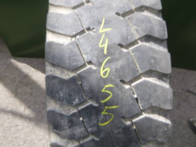 Opona używana 315/80R22,5 Bridgestone L355