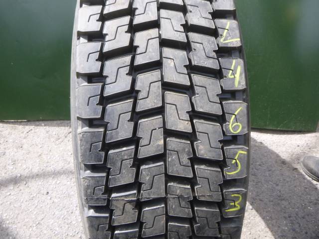 Opona używana 315/70R22,5 Bridgestone MICHELIN XDE2