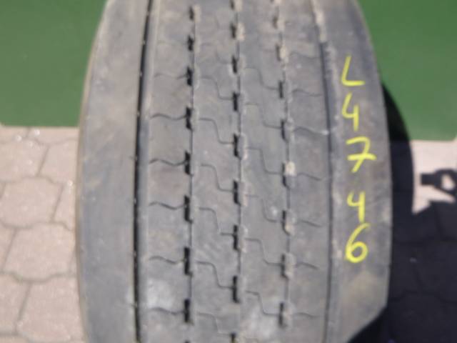 Opona używana 385/55R22,5 Dunlop SP346
