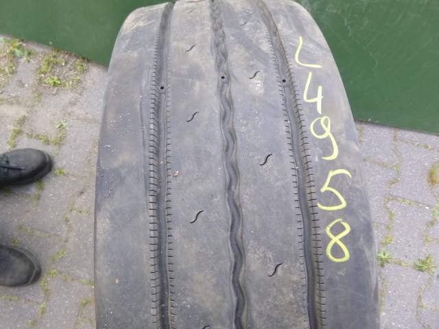Opona używana 245/70R17,5 Michelin X-LINE T