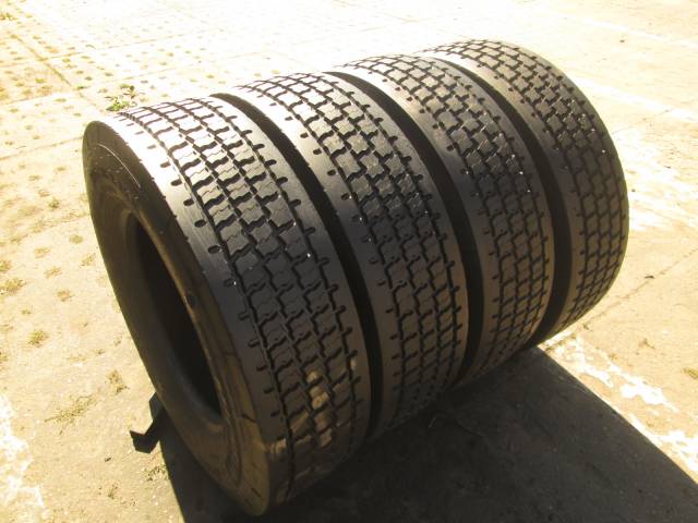 Opony używane 275/70R22,5 BIEŻNIKOWANA WZÓR MICHELIN XZU3