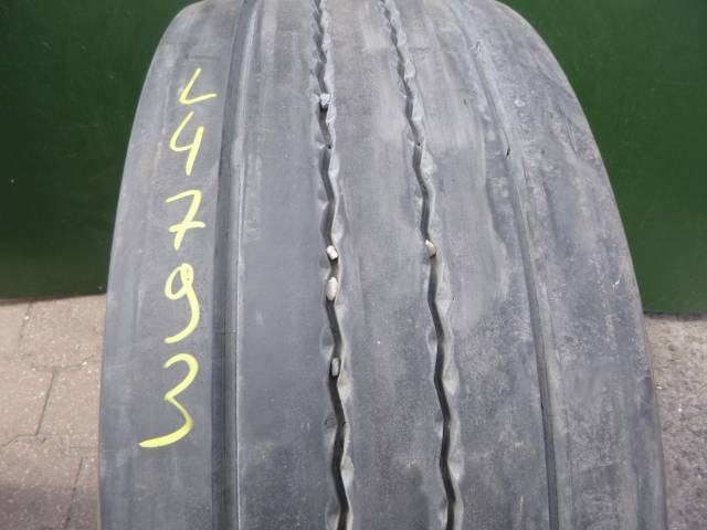 Opona używana 385/65R22,5 Continental HT3 HYBRID