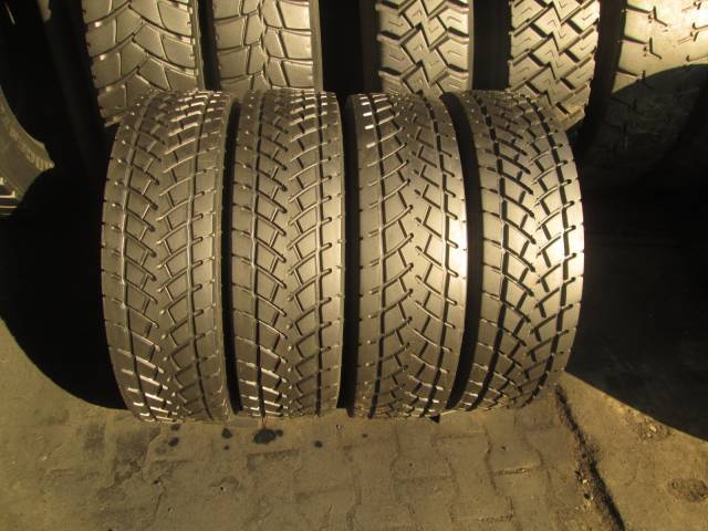 Opony używane 235/75R17,5 Goodyear KMAX D