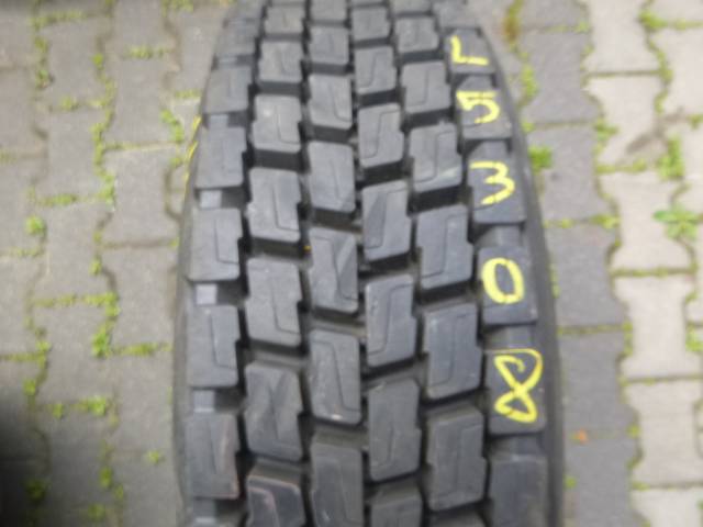 Opona używana 215/75R17,5 Goodyear BIEŻNIKOWANA