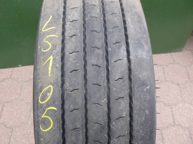 Opona używana 295/80R22,5 Continental HA3 COACH