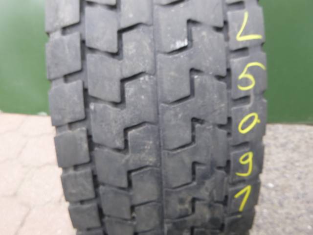 Opona używana 315/70R22,5 Petlas RH100