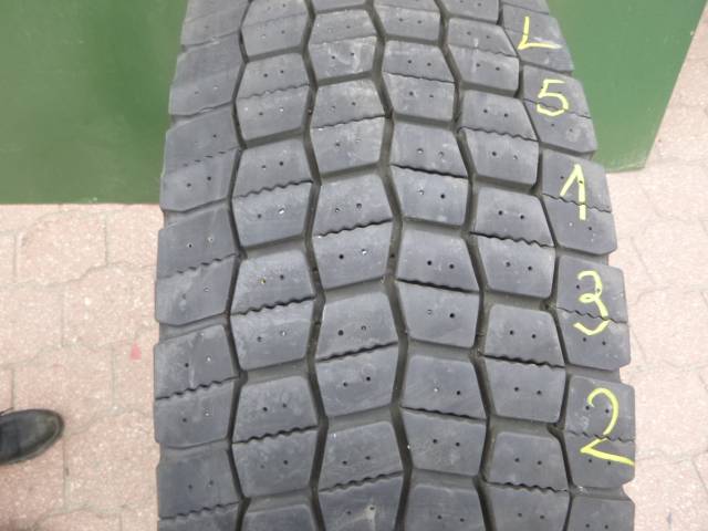 Opona używana 315/80R22,5 Michelin MULTIWAY 3D REMIX