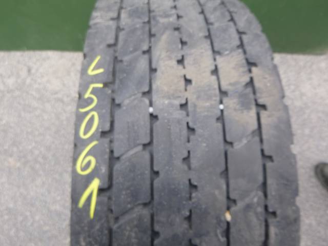 Opona używana 295/60R22,5 Marshal KRD50
