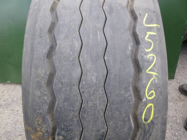 Opona używana 385/65R22,5 Bridgestone R-TRAILER 002