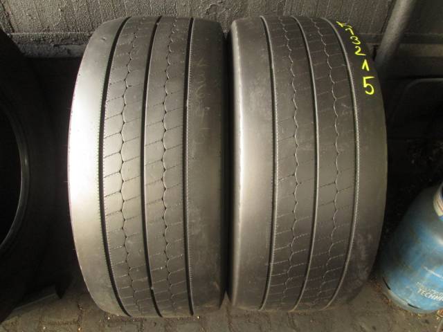 Opony używane 355/50R22,5 Hankook AL20W