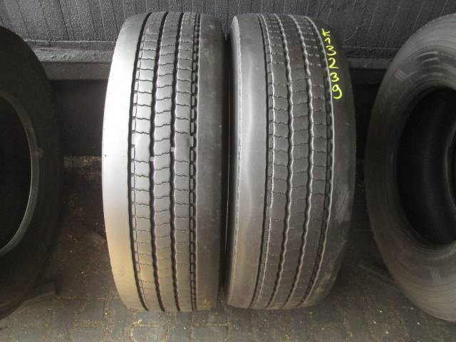 Opony używane 315/70R22,5 Hankook AH31