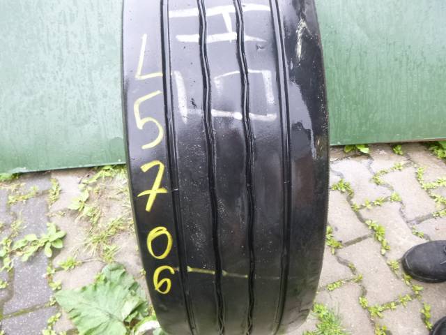 Opona używana 245/70R19,5 Continental HT3 HYBRID