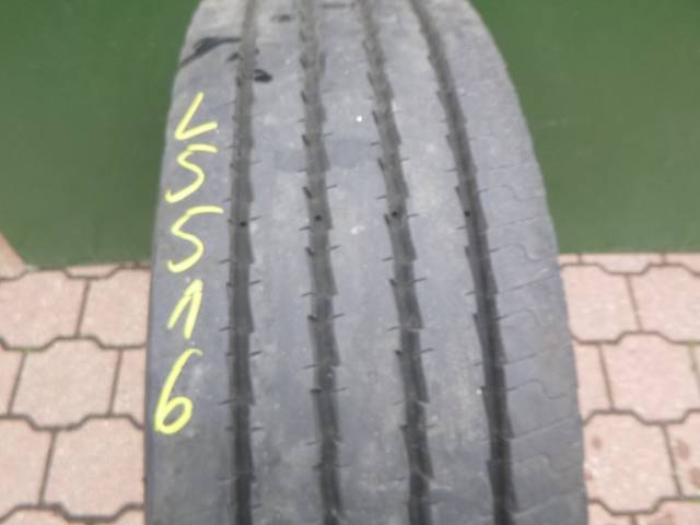 Opona używana 295/80R22,5 Michelin XZE2+