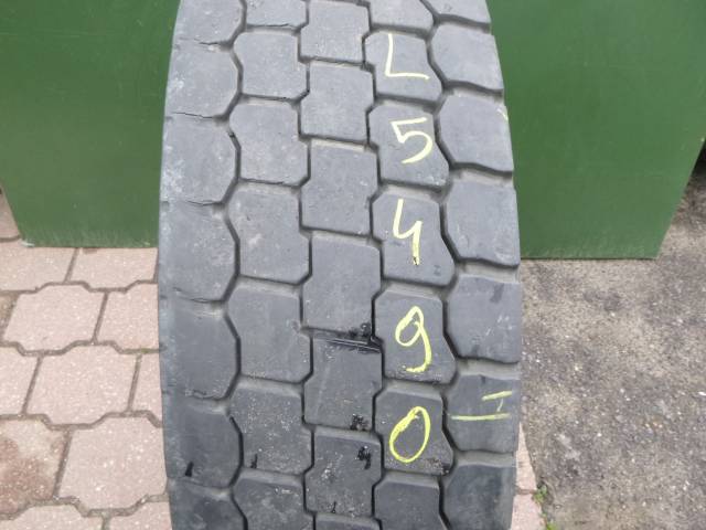 Opona używana 315/80R22,5 Continental BIEŻNIKOWANA
