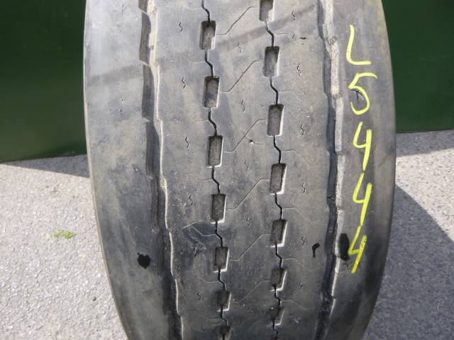 Opona używana 385/55R22,5 Linglong MULTI ROAD II
