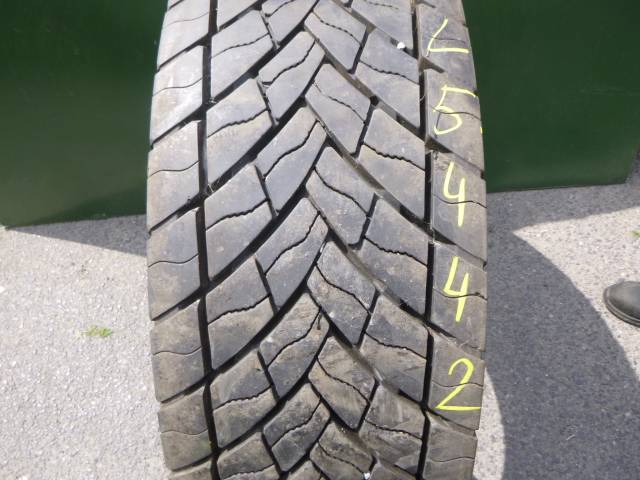 Opona używana 315/70R22,5 Goodyear KMAX D