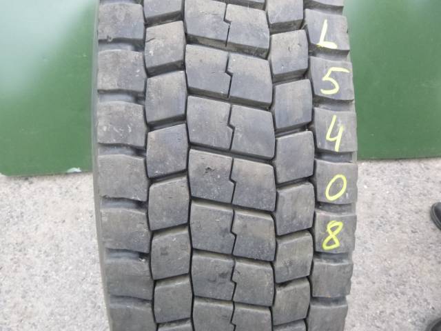 Opona używana 315/80R22,5 Continental BRIDGESTONE M729