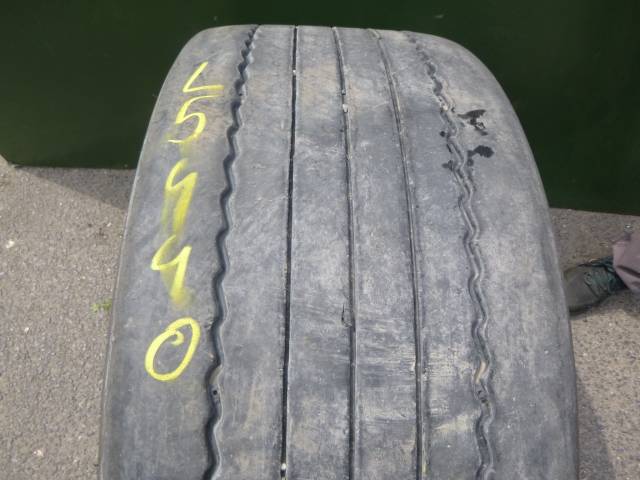 Opona używana 385/55R22,5 Michelin X-LINE T