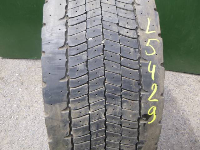 Opona używana 295/60R22,5 Michelin X-LINE D