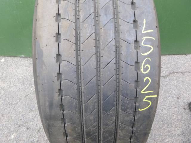 Opona używana 355/50R22,5 Goodyear KMAX S GEN-2