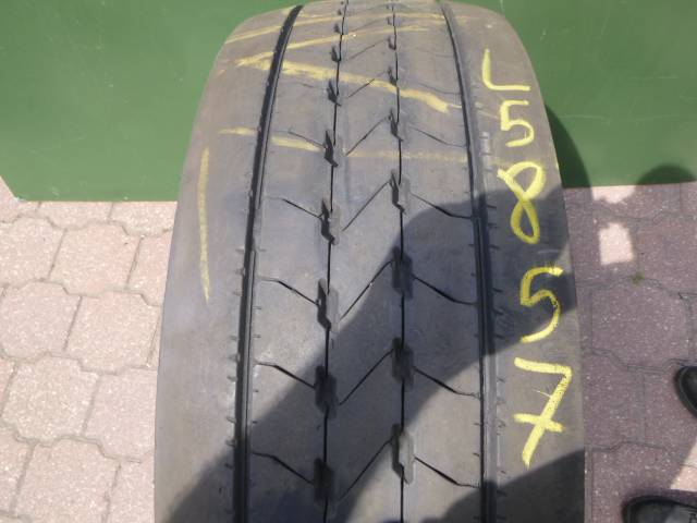 Opona używana 315/70R22,5 Goodyear KMAX S GEN-2