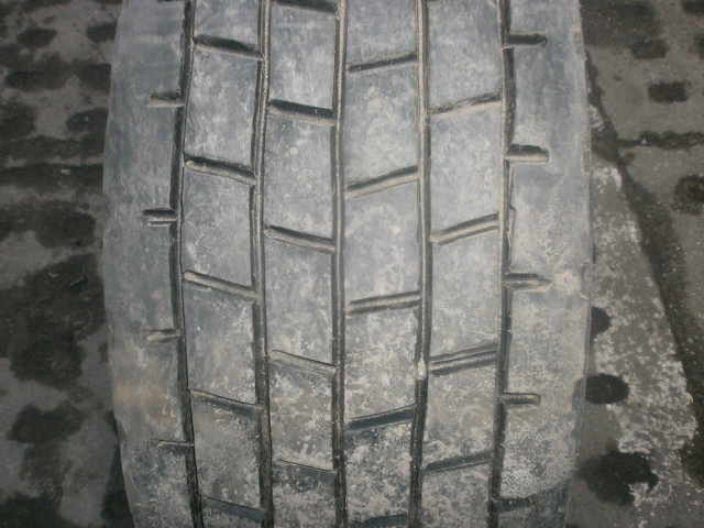 Opona używana 315/70R22.5 Michelin XDE2