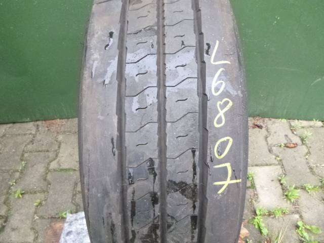 Opona używana 245/70R17,5 Dunlop SP246