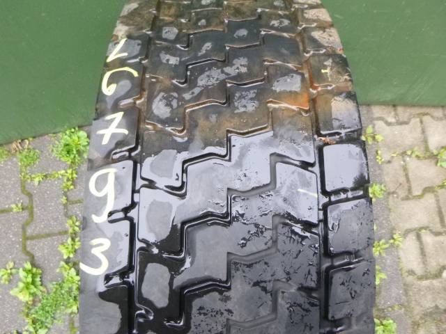 Opona używana 285/70R19,5 Petlas RH100
