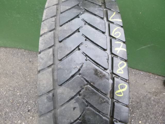 Opona używana 215/75R17,5 Goodyear KMAX D