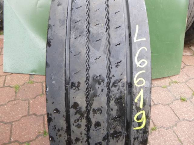 Opona używana 295/80R22,5 Barum BF200 ROAD