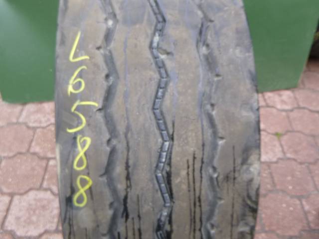 Opona używana 315/80R22,5 Bridgestone M-STEER 001