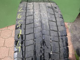 Opona używana 315/70R22,5 Pirelli TR01