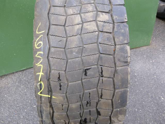 Opona używana 315/70R22,5 Falken BI856