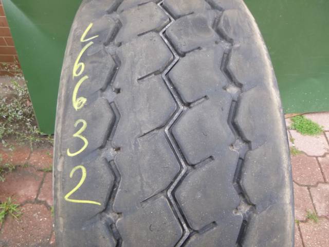 Opona używana 385/65R22,5 Bridgestone MICHELIN XZY3