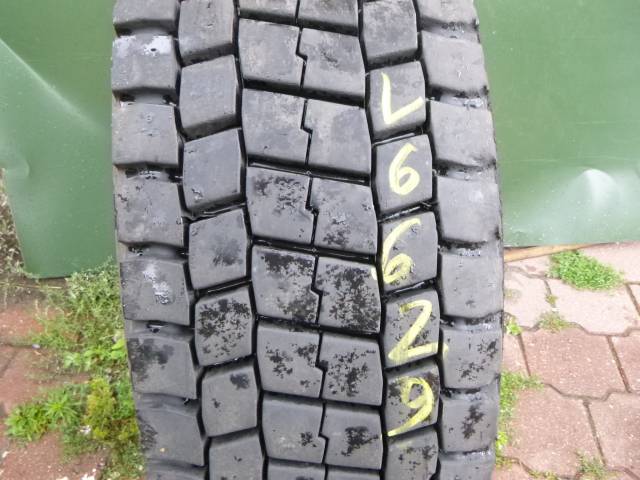 Opona używana 315/80R22,5 Kumho BRIDGESTONE M729
