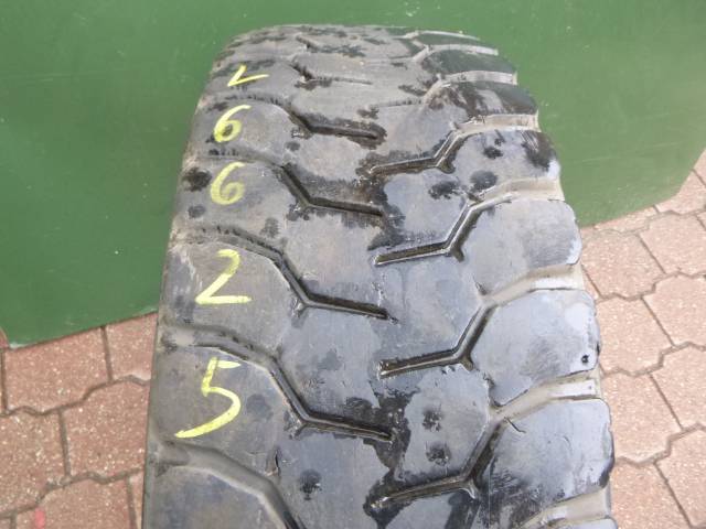 Opona używana 315/80R22,5 Michelin X-WORKS D