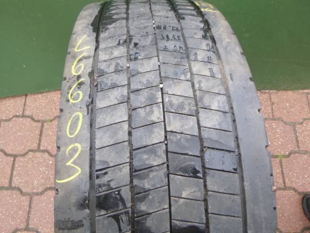 Opona używana 315/70R22,5 Continental PRO-D+