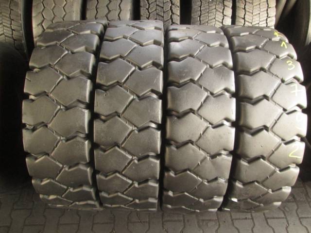 Opony używane 12,00-20 Trelleborg T-900