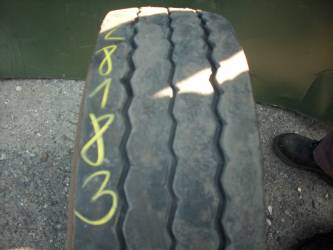 Opona używana 215/75R17,5 Pirelli ST01