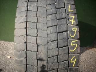 Opona używana 315/80R22,5 Pirelli TR01