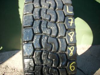 Opona używana 11R22,5 Bridgestone V-STEEL MIX 716