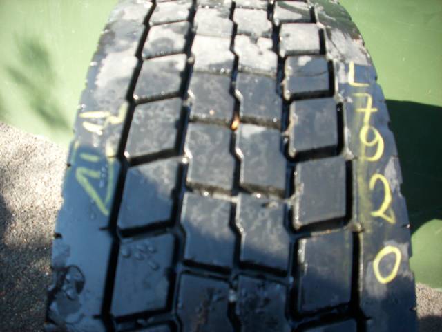 Opona używana 315/80R22,5 Falken BI867