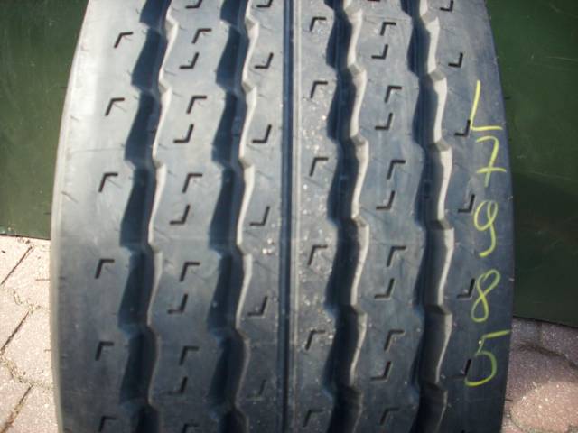 Opona używana 385/55R22,5 RM H-MT