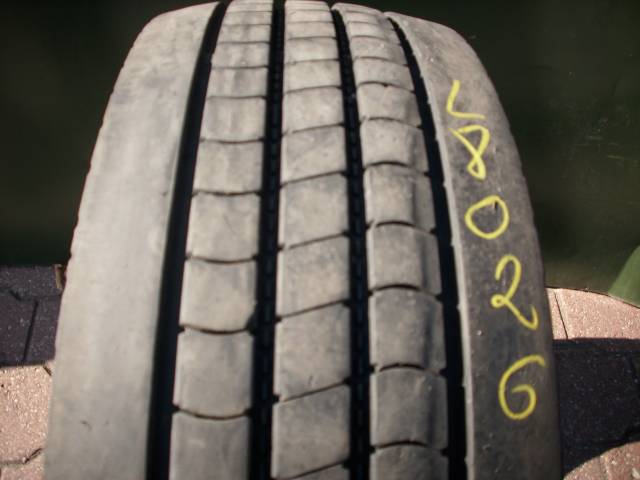 Opona używana 315/70R22,5 Falken RI151