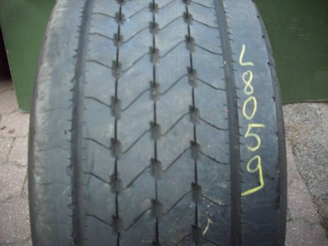 Opona używana 385/55R22,5 Goodyear KMAX S GEN-2