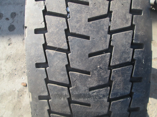 Opona używana 315/80R22.5 Michelin XDE2