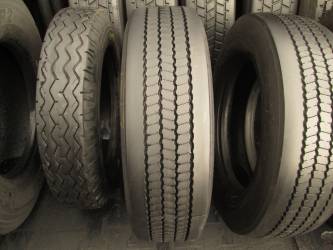 Opona używana 275/70R22.5 Dunlop BIEZNIKOWANA