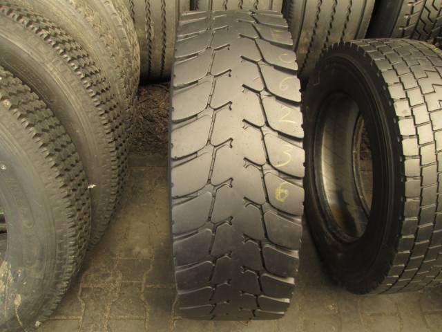 Opona używana 295/60R22.5 Michelin XDY3