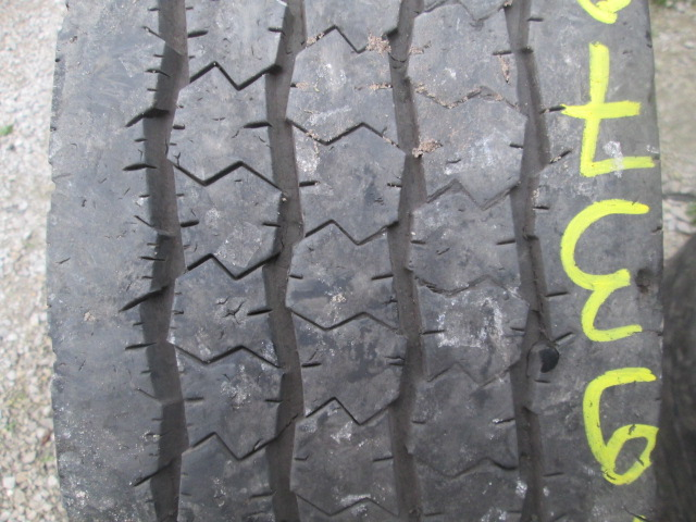 Opona używana 11R22.5 Goodyear G391