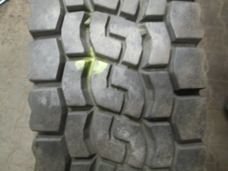 Opona używana 9R22.5 Bridgestone MIX716